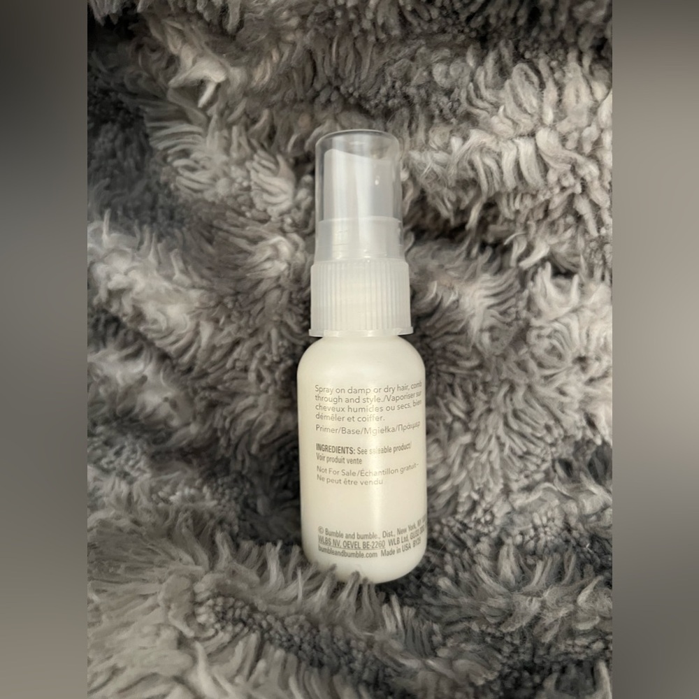 Bumble and Bumble Invisible Oil Hair Primer (1oz) Heat Protectant - Picture 3 of 4